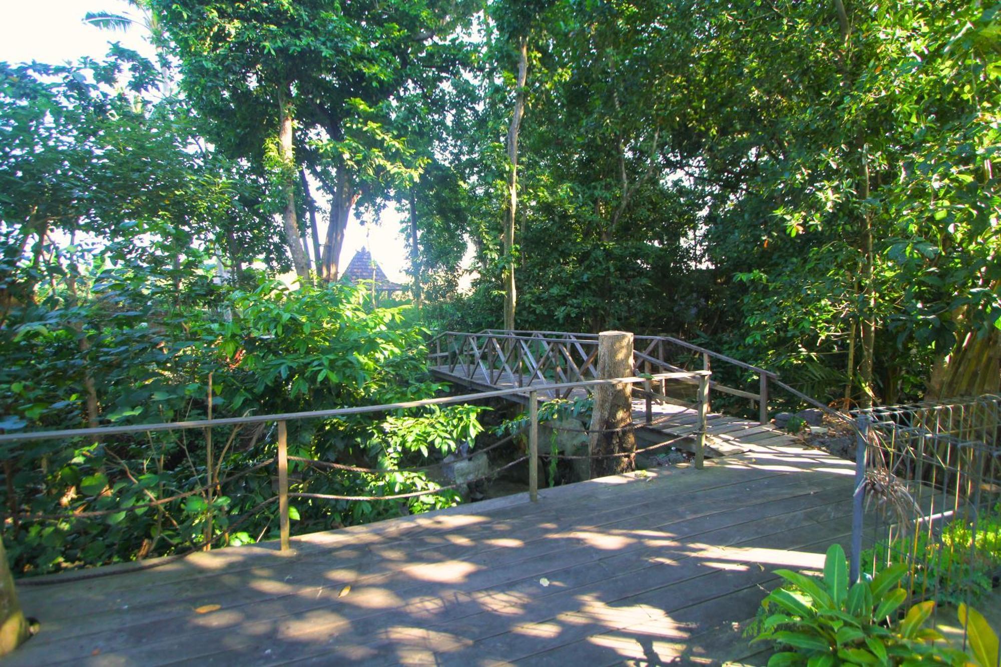 Mahamustika Riverside Canggu  Bagian luar foto